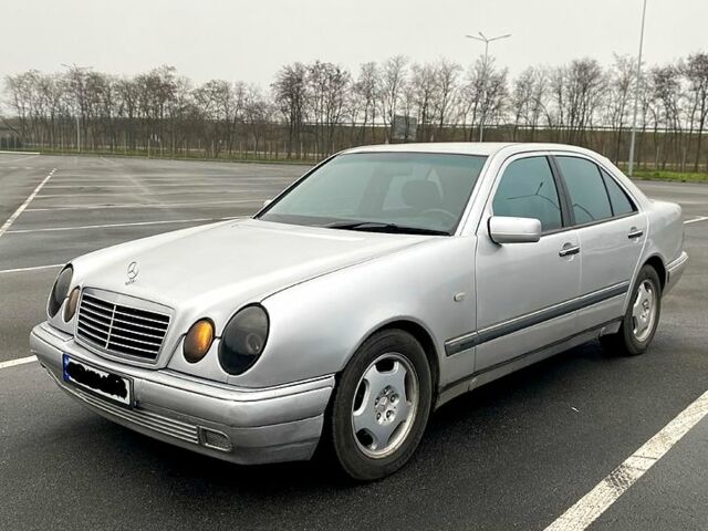 Мерседес Е-Клас, об'ємом двигуна 2.4 л та пробігом 350 тис. км за 3000 $, фото 1 на Automoto.ua