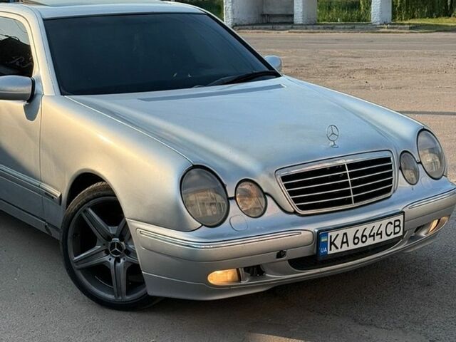 Мерседес Е-Класс, объемом двигателя 3.2 л и пробегом 400 тыс. км за 4600 $, фото 1 на Automoto.ua