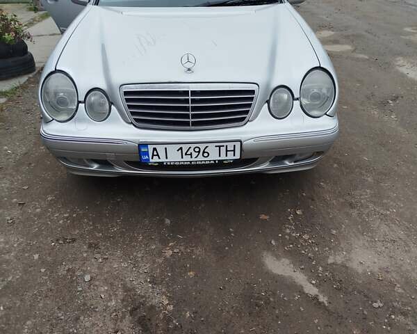 Мерседес Е-Класс, объемом двигателя 2.1 л и пробегом 450 тыс. км за 3450 $, фото 1 на Automoto.ua