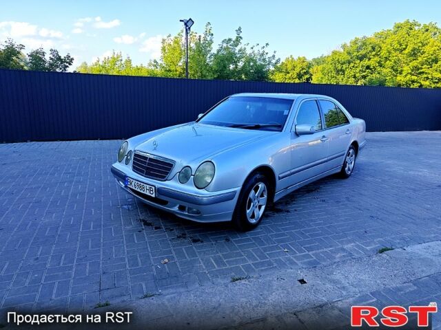 Мерседес Е-Класс, объемом двигателя 2.7 л и пробегом 602 тыс. км за 5000 $, фото 1 на Automoto.ua