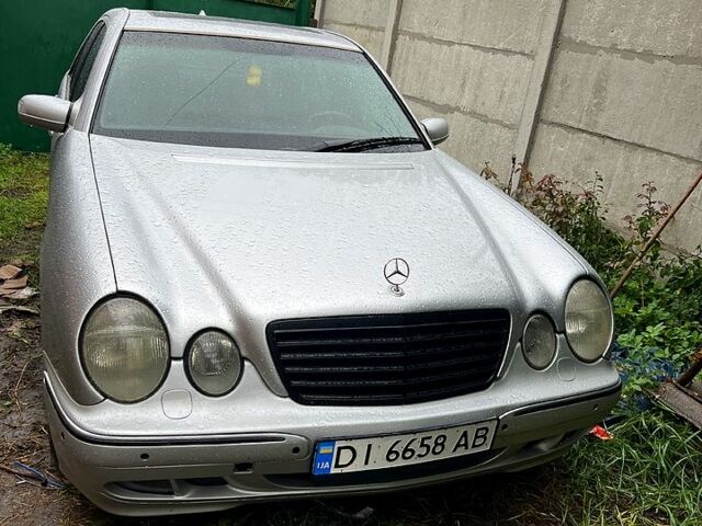 Мерседес Е-Клас, об'ємом двигуна 3.2 л та пробігом 0 тис. км за 4100 $, фото 1 на Automoto.ua