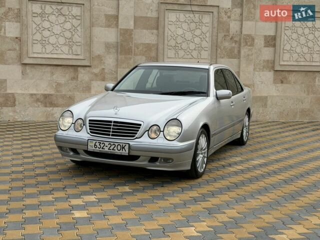 Мерседес Е-Класс, объемом двигателя 2.6 л и пробегом 151 тыс. км за 6000 $, фото 1 на Automoto.ua