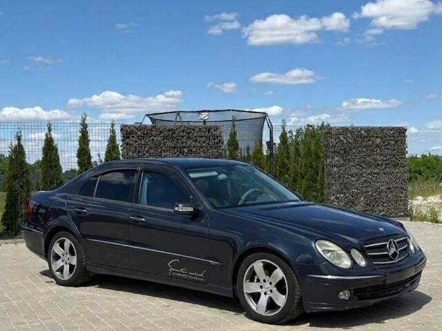 Мерседес Е-Класс, объемом двигателя 2.7 л и пробегом 416 тыс. км за 7499 $, фото 1 на Automoto.ua