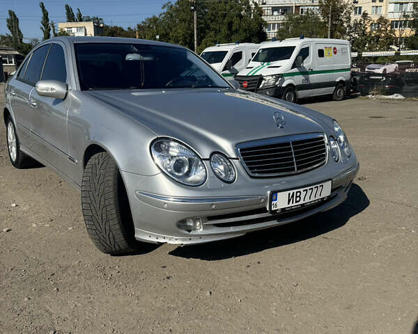 Мерседес Е-Класс, объемом двигателя 3.2 л и пробегом 318 тыс. км за 6000 $, фото 1 на Automoto.ua