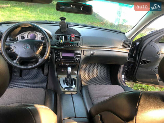 Мерседес Е-Класс, объемом двигателя 3.2 л и пробегом 403 тыс. км за 5800 $, фото 1 на Automoto.ua