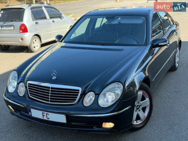 Мерседес Е-Класс, объемом двигателя 2.2 л и пробегом 300 тыс. км за 3450 $, фото 1 на Automoto.ua