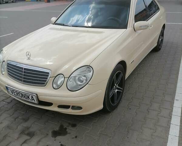 Мерседес Е-Класс, объемом двигателя 2.2 л и пробегом 345 тыс. км за 7300 $, фото 1 на Automoto.ua
