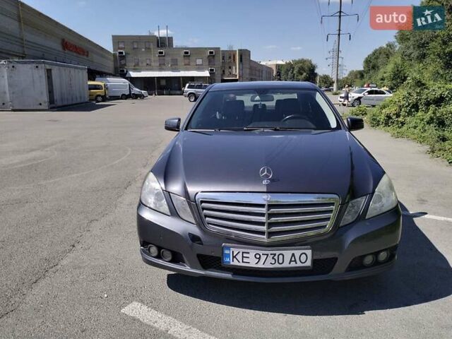Мерседес Е-Класс, объемом двигателя 2.1 л и пробегом 230 тыс. км за 10000 $, фото 1 на Automoto.ua
