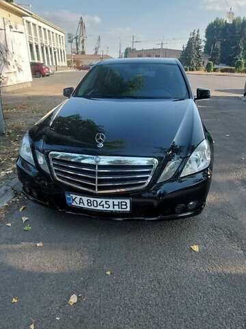 Мерседес Е-Класс, объемом двигателя 3 л и пробегом 211 тыс. км за 13800 $, фото 1 на Automoto.ua