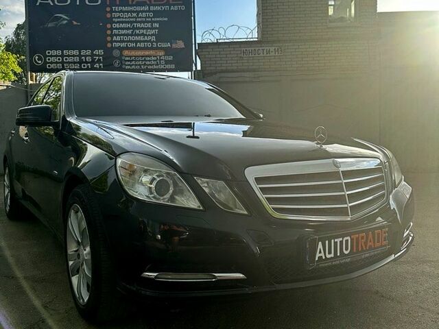 Мерседес Е-Класс 2011 в Запорожье на Automoto.ua Мерседес Е-Класс, объемом двигателя 1.8 л и пробегом 188 тыс. км за 10800 $, фото 1 на Automoto.ua