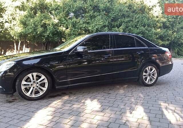 Мерседес Е-Клас, об'ємом двигуна 2.2 л та пробігом 310 тис. км за 13000 $, фото 1 на Automoto.ua