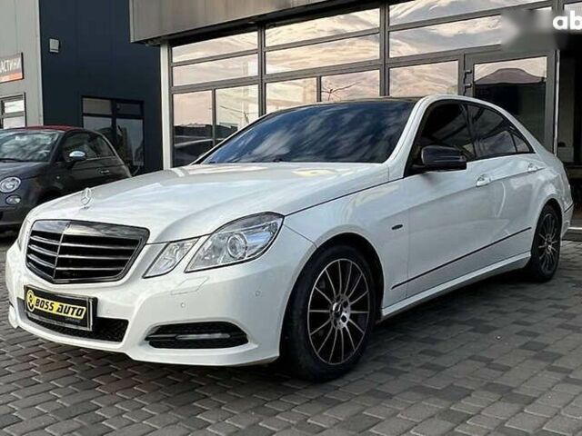 Мерседес Е-Класс, объемом двигателя 2.1 л и пробегом 261 тыс. км за 13200 $, фото 1 на Automoto.ua