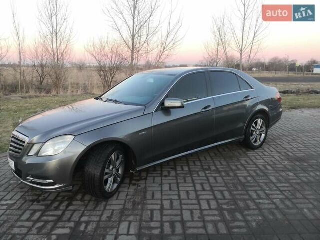 Мерседес Е-Клас, об'ємом двигуна 2.14 л та пробігом 295 тис. км за 10900 $, фото 1 на Automoto.ua