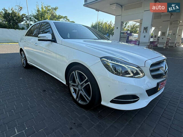 Мерседес Е-Класс, объемом двигателя 2.2 л и пробегом 130 тыс. км за 19500 $, фото 1 на Automoto.ua