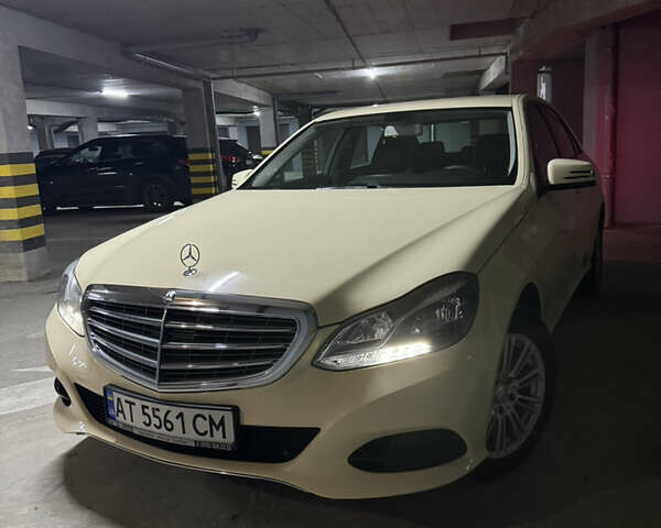 Мерседес Е-Класс, объемом двигателя 2.2 л и пробегом 288 тыс. км за 14000 $, фото 1 на Automoto.ua
