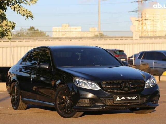 Мерседес Е-Класс, объемом двигателя 0 л и пробегом 163 тыс. км за 21000 $, фото 1 на Automoto.ua