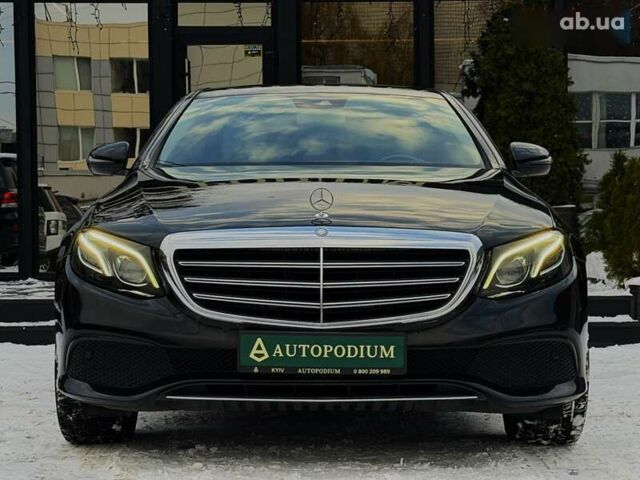 Мерседес Е-Класс, объемом двигателя 2 л и пробегом 186 тыс. км за 25499 $, фото 1 на Automoto.ua