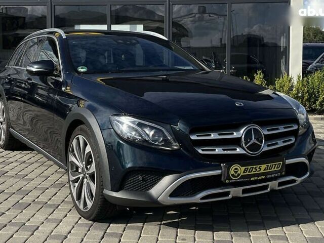 Мерседес Е-Класс, объемом двигателя 3 л и пробегом 130 тыс. км за 32900 $, фото 1 на Automoto.ua