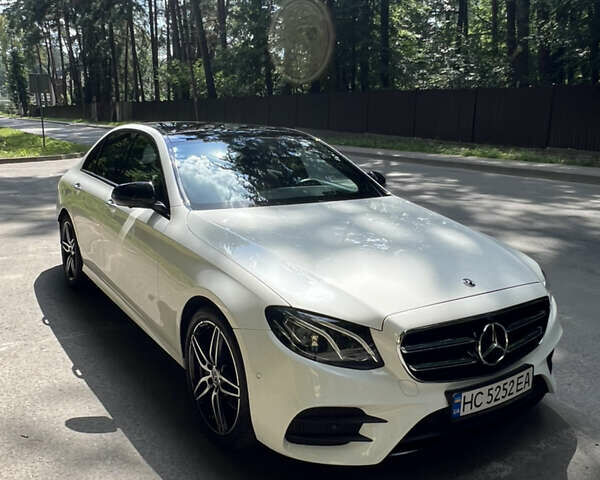 Мерседес Е-Класс, объемом двигателя 1.6 л и пробегом 38 тыс. км за 35250 $, фото 1 на Automoto.ua