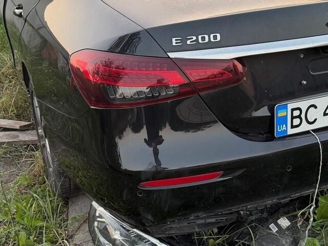 Мерседес Е-Клас, об'ємом двигуна 2 л та пробігом 70 тис. км за 10000 $, фото 1 на Automoto.ua
