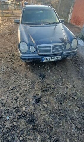 Мерседес Е-Класс, объемом двигателя 2.9 л и пробегом 370 тыс. км за 2650 $, фото 1 на Automoto.ua