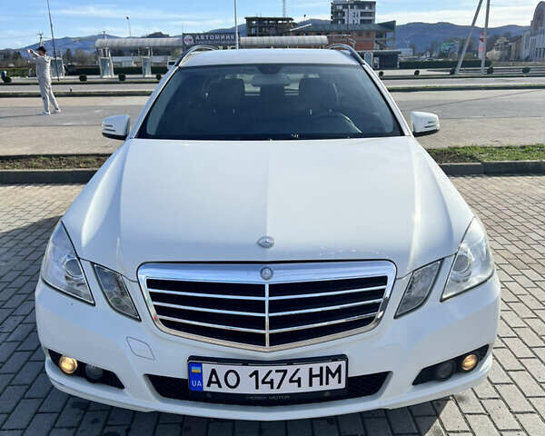 Мерседес Е-Класс, объемом двигателя 2.2 л и пробегом 389 тыс. км за 12050 $, фото 1 на Automoto.ua