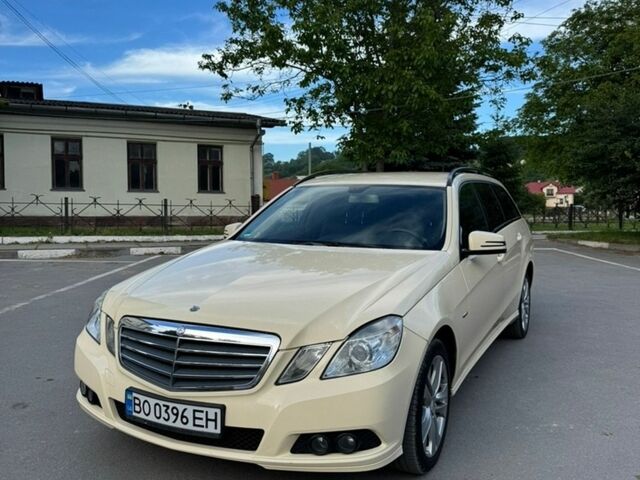 Мерседес Е-Класс, объемом двигателя 2.1 л и пробегом 207 тыс. км за 9500 $, фото 1 на Automoto.ua