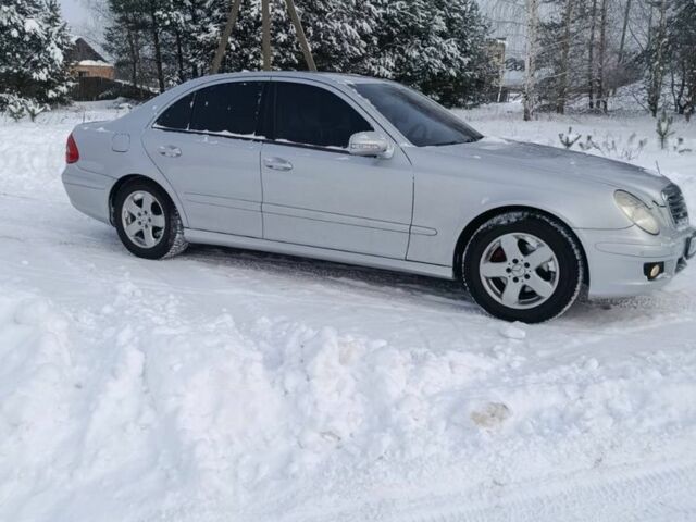 Жовтий Мерседес Е-Клас, об'ємом двигуна 1.5 л та пробігом 367 тис. км за 9999 $, фото 1 на Automoto.ua