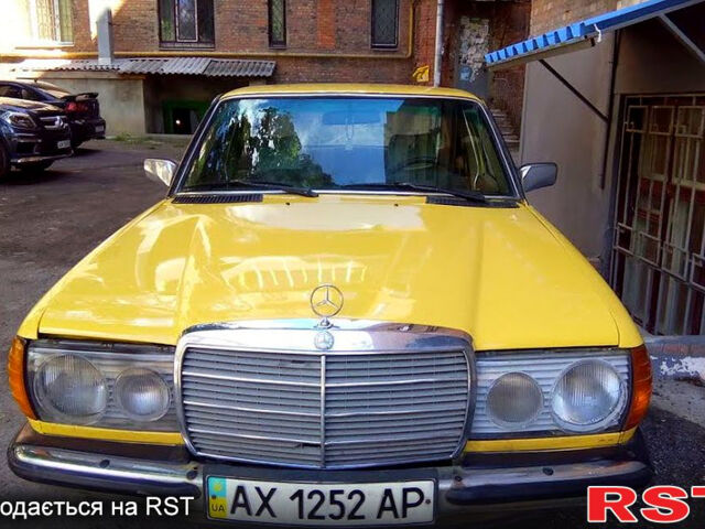 Жовтий Мерседес Е-Клас, об'ємом двигуна 2.4 л та пробігом 211 тис. км за 1400 $, фото 1 на Automoto.ua