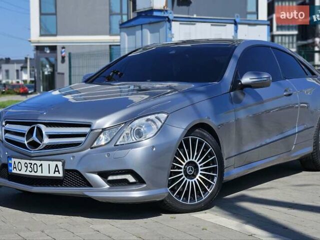 Сірий Мерседес Е-Клас, об'ємом двигуна 3.5 л та пробігом 210 тис. км за 15500 $, фото 1 на Automoto.ua