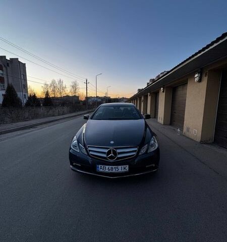 Сірий Мерседес Е-Клас, об'ємом двигуна 1.8 л та пробігом 126 тис. км за 13200 $, фото 1 на Automoto.ua