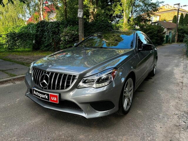Серый Мерседес Е-Класс, объемом двигателя 3.5 л и пробегом 97 тыс. км за 16990 $, фото 1 на Automoto.ua