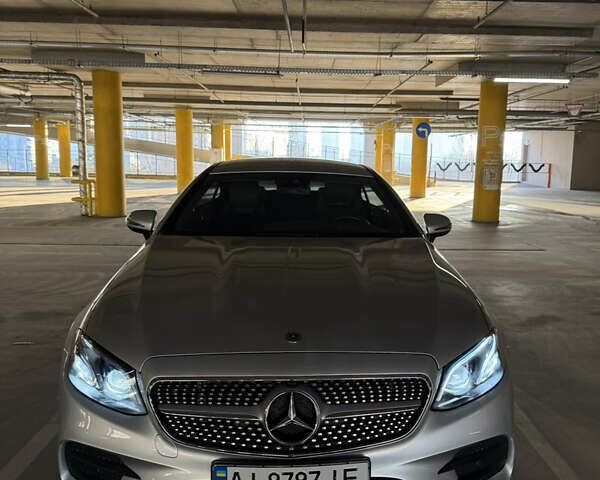 Серый Мерседес Е-Класс, объемом двигателя 1.95 л и пробегом 85 тыс. км за 37000 $, фото 1 на Automoto.ua