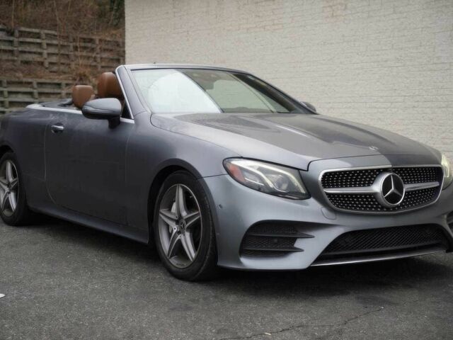 Серый Мерседес Е-Класс, объемом двигателя 3 л и пробегом 57 тыс. км за 8500 $, фото 1 на Automoto.ua