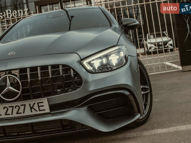 Серый Мерседес Е-Класс, объемом двигателя 3 л и пробегом 90 тыс. км за 39999 $, фото 1 на Automoto.ua