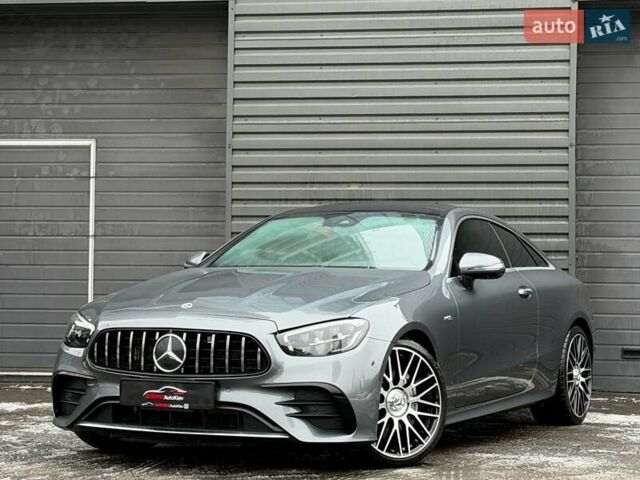 Серый Мерседес Е-Класс, объемом двигателя 3 л и пробегом 57 тыс. км за 67900 $, фото 1 на Automoto.ua