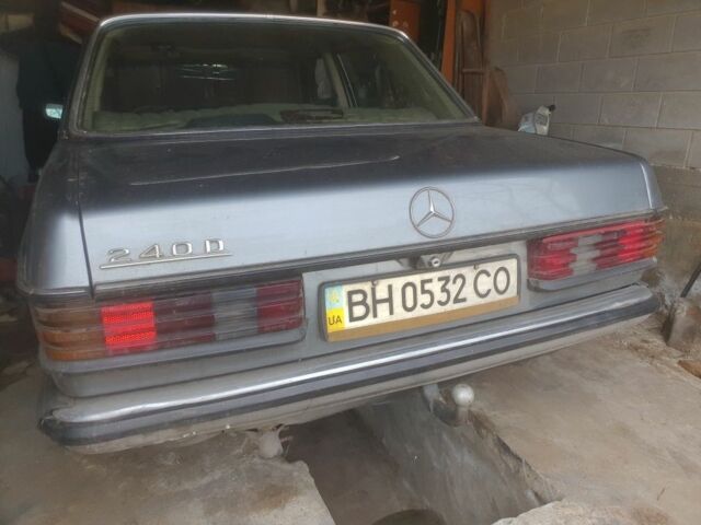 Сірий Мерседес Е-Клас, об'ємом двигуна 2.4 л та пробігом 1000 тис. км за 4500 $, фото 1 на Automoto.ua