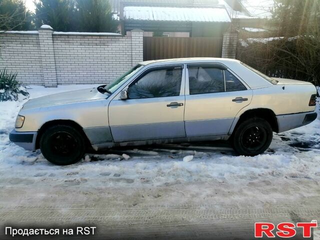 Сірий Мерседес Е-Клас, об'ємом двигуна 2.5 л та пробігом 0 тис. км за 1600 $, фото 1 на Automoto.ua