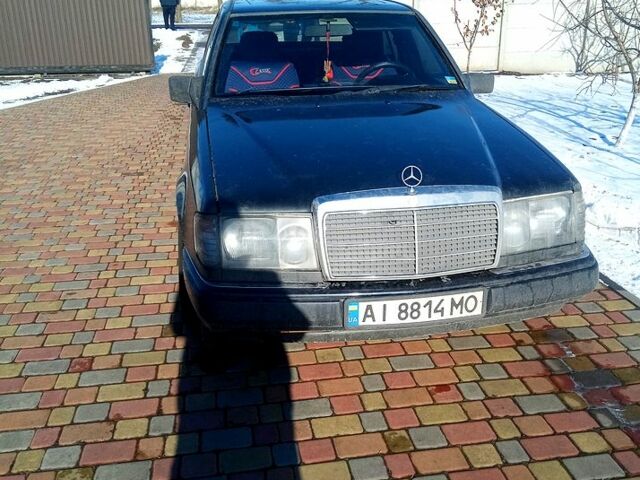 Серый Мерседес Е-Класс, объемом двигателя 2.3 л и пробегом 274 тыс. км за 2200 $, фото 1 на Automoto.ua