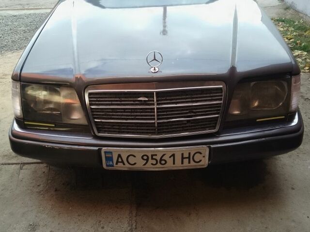 Сірий Мерседес Е-Клас, об'ємом двигуна 2.3 л та пробігом 486 тис. км за 2300 $, фото 1 на Automoto.ua