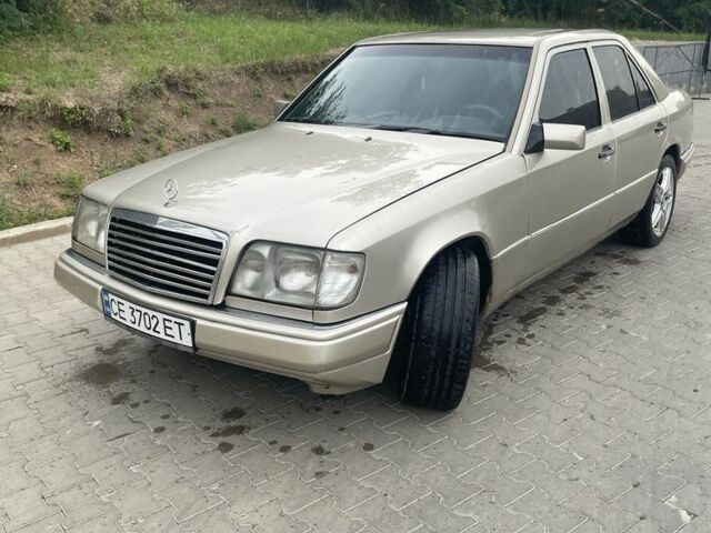 Серый Мерседес Е-Класс, объемом двигателя 3 л и пробегом 2 тыс. км за 1100 $, фото 1 на Automoto.ua