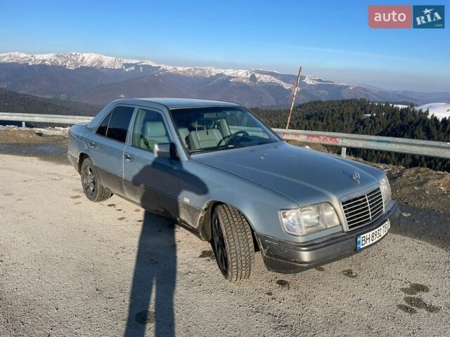 Сірий Мерседес Е-Клас, об'ємом двигуна 2.2 л та пробігом 596 тис. км за 3200 $, фото 1 на Automoto.ua