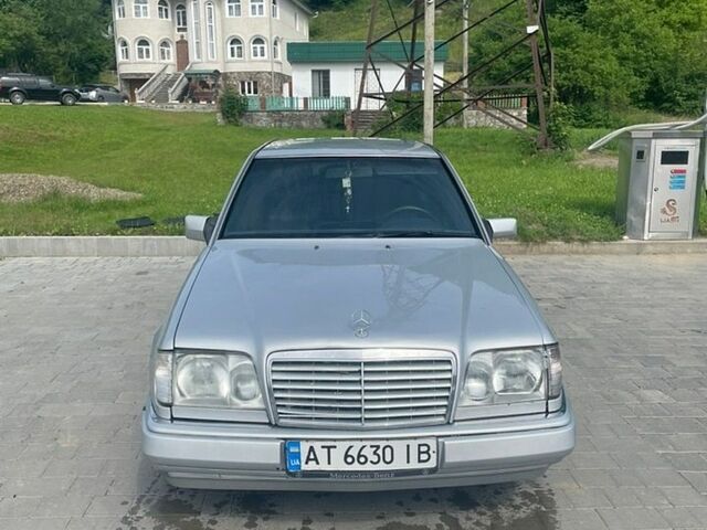 Сірий Мерседес Е-Клас, об'ємом двигуна 2.5 л та пробігом 510 тис. км за 3500 $, фото 1 на Automoto.ua