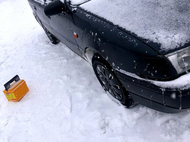 Серый Мерседес Е-Класс, объемом двигателя 2.8 л и пробегом 335 тыс. км за 2600 $, фото 1 на Automoto.ua