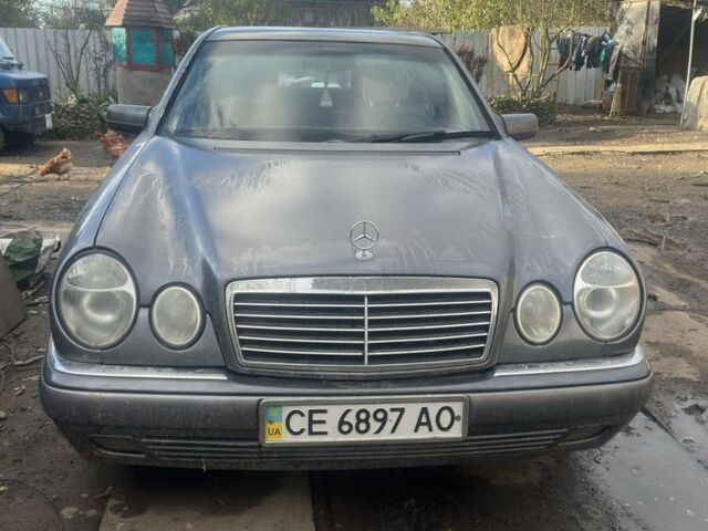 Серый Мерседес Е-Класс, объемом двигателя 2 л и пробегом 3 тыс. км за 2500 $, фото 1 на Automoto.ua