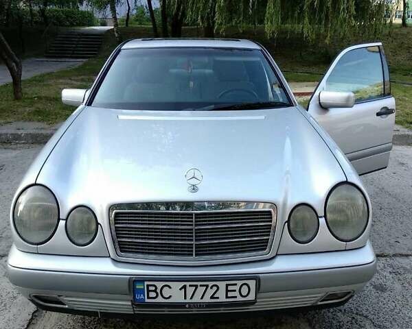 Серый Мерседес Е-Класс, объемом двигателя 2.9 л и пробегом 339 тыс. км за 4500 $, фото 1 на Automoto.ua