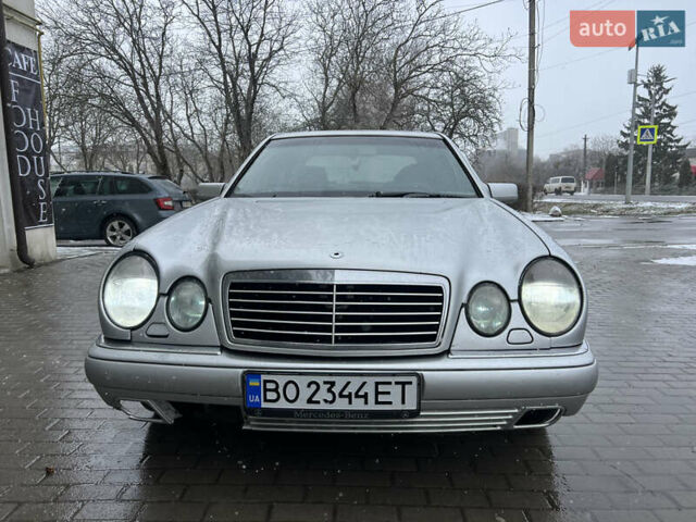 Сірий Мерседес Е-Клас, об'ємом двигуна 2.15 л та пробігом 406 тис. км за 2250 $, фото 1 на Automoto.ua