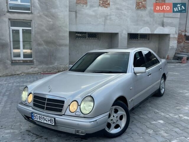 Сірий Мерседес Е-Клас, об'ємом двигуна 2.8 л та пробігом 260 тис. км за 2350 $, фото 1 на Automoto.ua