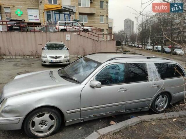 Серый Мерседес Е-Класс, объемом двигателя 0 л и пробегом 200 тыс. км за 1500 $, фото 1 на Automoto.ua
