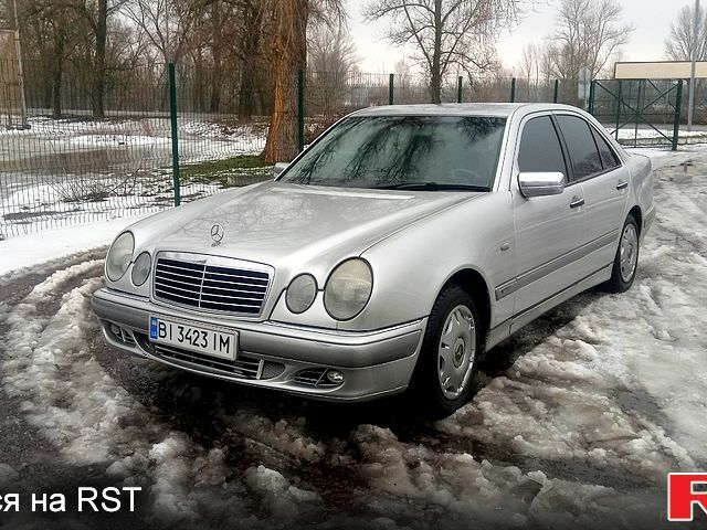 Сірий Мерседес Е-Клас, об'ємом двигуна 2 л та пробігом 320 тис. км за 3999 $, фото 1 на Automoto.ua